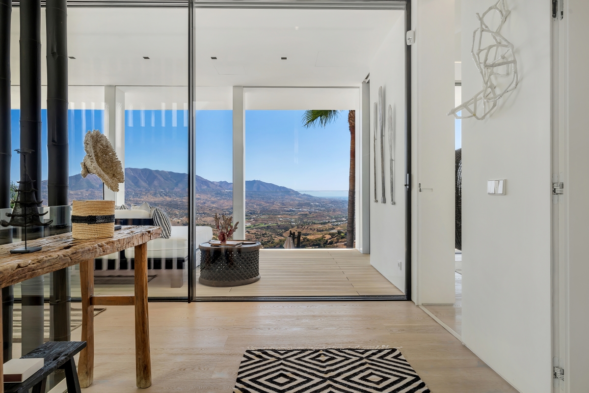 View through the hallway of a villa 