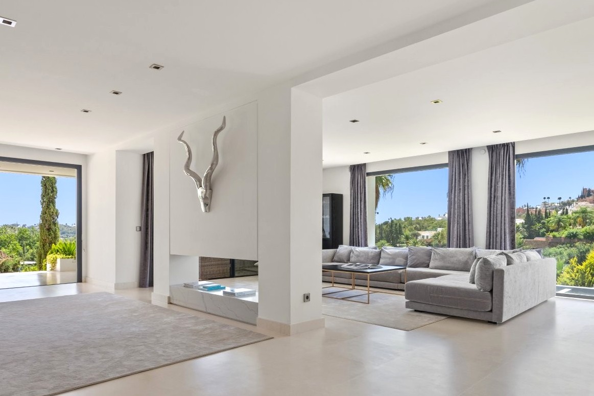 living room (9) cropped